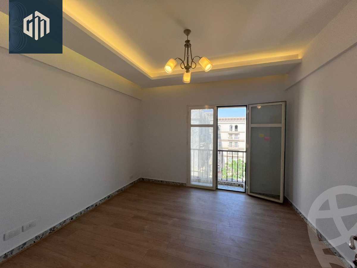 https://aqarmap.com.eg/ar/listing/6563755-for-rent-cairo-new-cairo-compounds-mountain-view-hyde-park