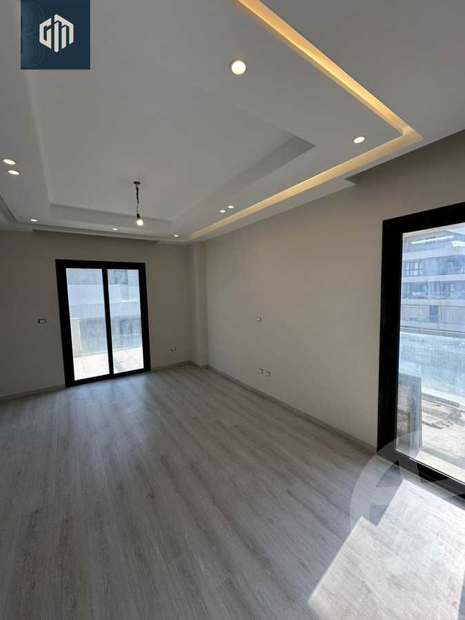 https://aqarmap.com.eg/ar/listing/6570653-for-rent-cairo-new-cairo-compounds-villette-kmbwnd-sky-kwndwz-swdyk-villette