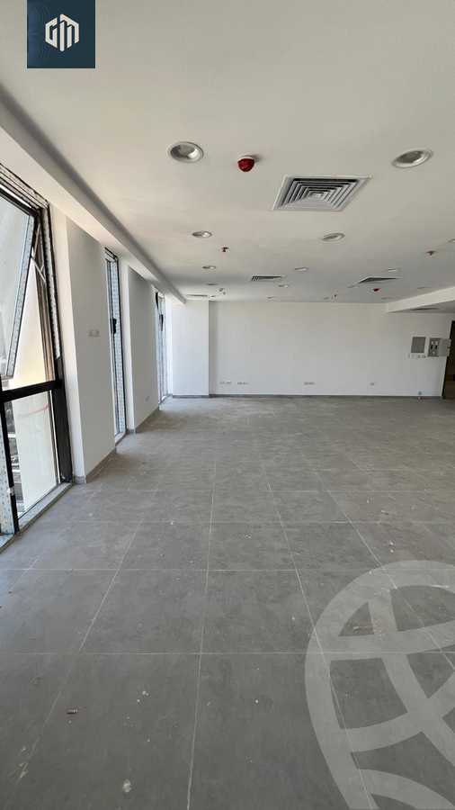 https://aqarmap.com.eg/en/listing/6592887-for-rent-cairo-new-cairo-compounds-hyde-park-centre-ville-hyde-park