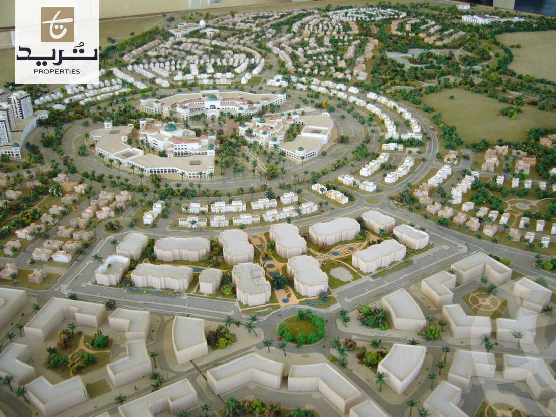 https://aqarmap.com.eg/ar/listing/6059595-for-sale-cairo-new-cairo-compounds-hyde-park