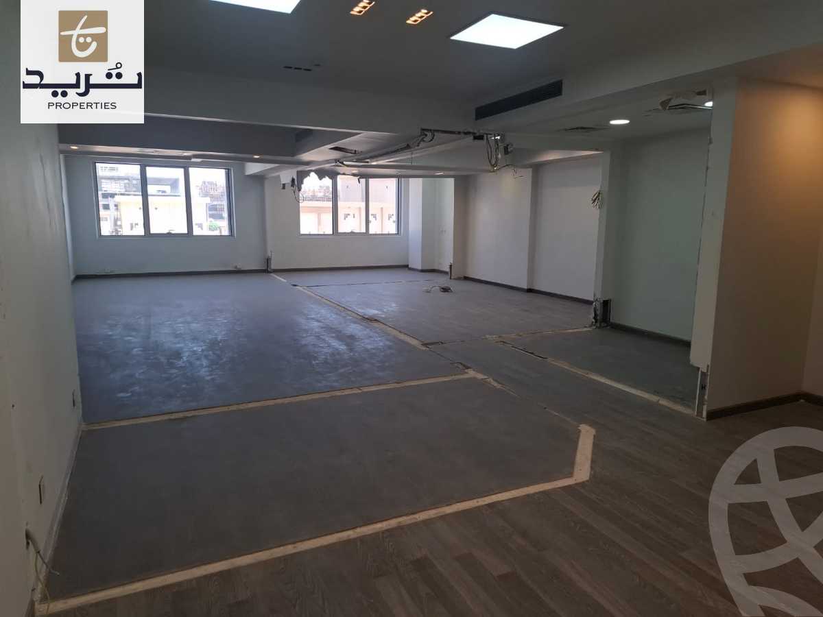 https://aqarmap.com.eg/ar/listing/6046108-for-rent-cairo-new-cairo-90th-street-south-teseen-st