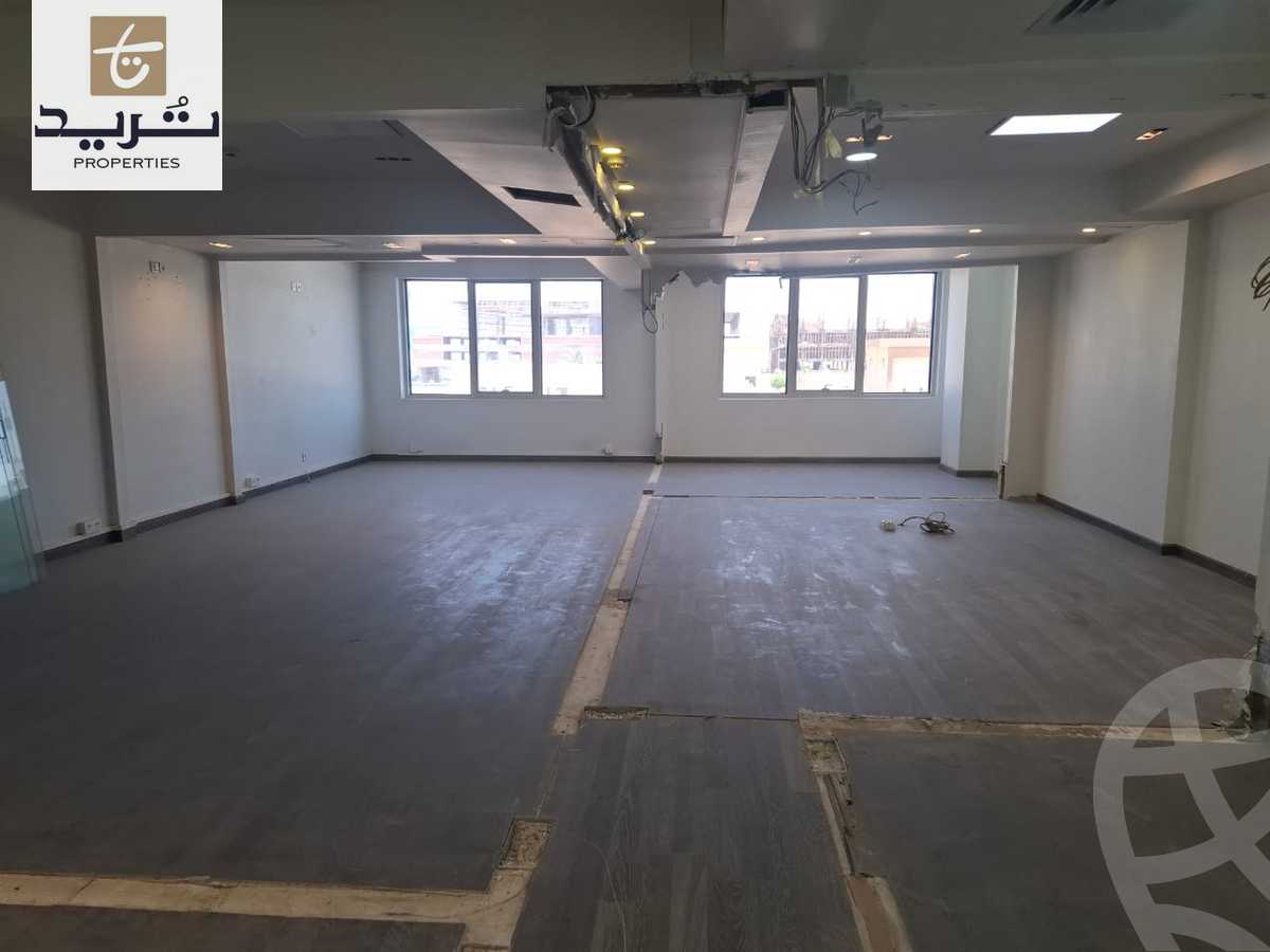 https://aqarmap.com.eg/ar/listing/6046108-for-rent-cairo-new-cairo-90th-street-south-teseen-st
