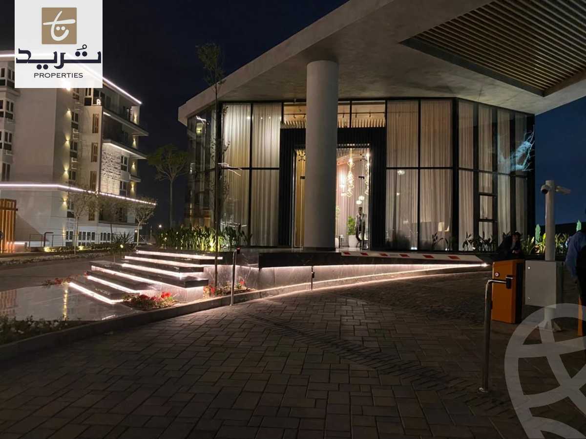 https://aqarmap.com.eg/ar/listing/6066849-for-sale-cairo-new-cairo-compounds-mountain-view-hyde-park