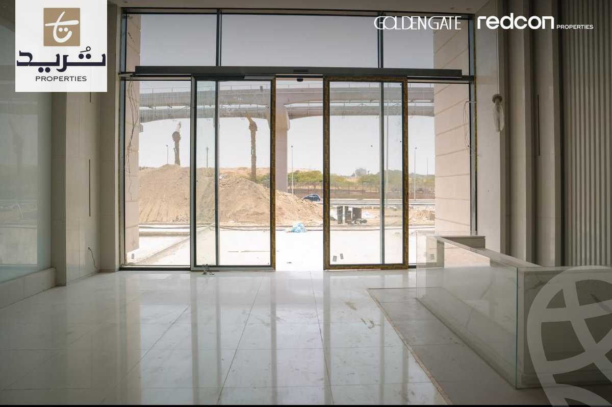 https://aqarmap.com.eg/ar/listing/6205981-for-sale-cairo-new-cairo-compounds-golden-gate-redcon