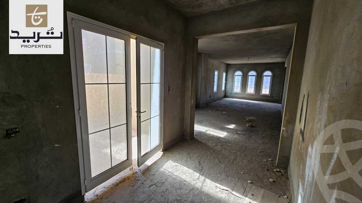 https://aqarmap.com.eg/ar/listing/6360246-for-sale-cairo-new-cairo-compounds-hyde-park-centre-ville-hyde-park