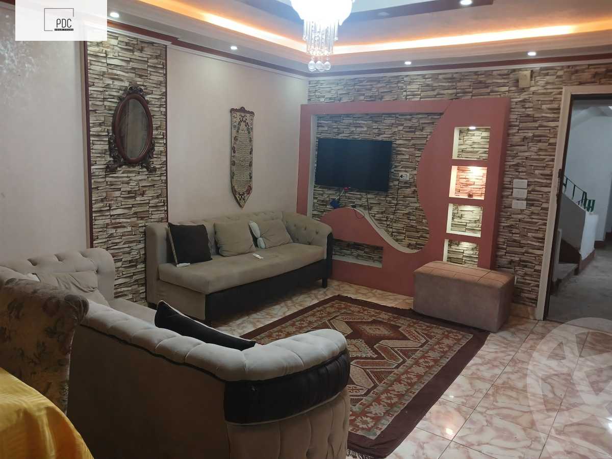https://aqarmap.com.eg/ar/listing/6536911-for-rent-cairo-6th-of-october-el-hay-el-motamyz-el-motamayez-neighborhood-abd-el-moneim-riad-st