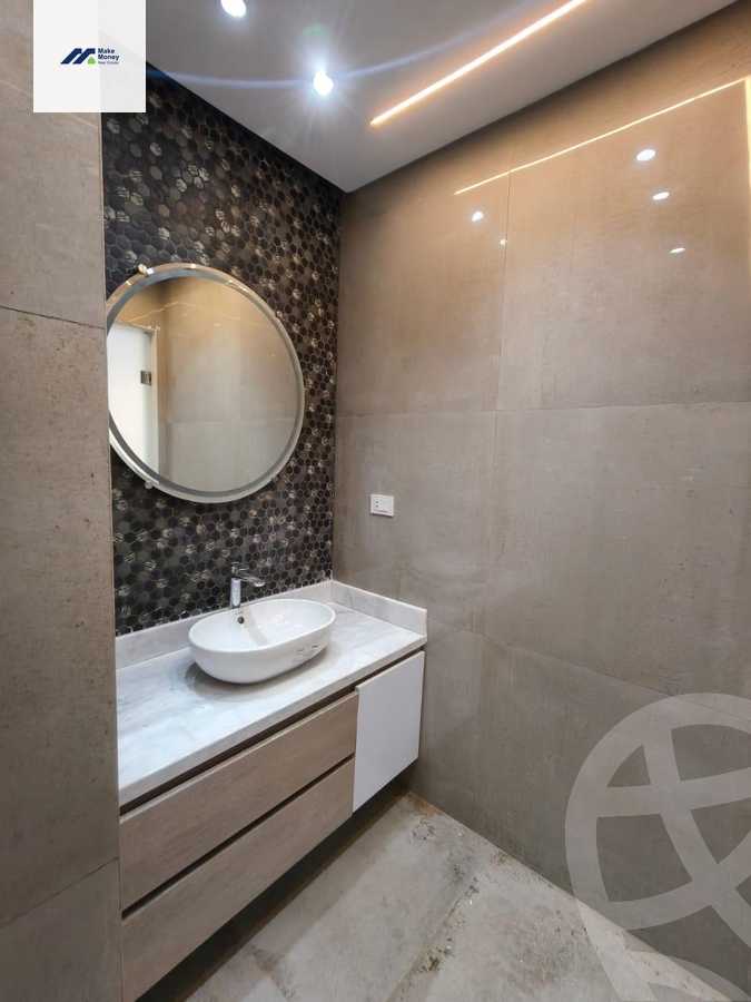 https://aqarmap.com.eg/ar/listing/6635938-for-rent-cairo-new-cairo-compounds-hyde-park-centre-ville-hyde-park